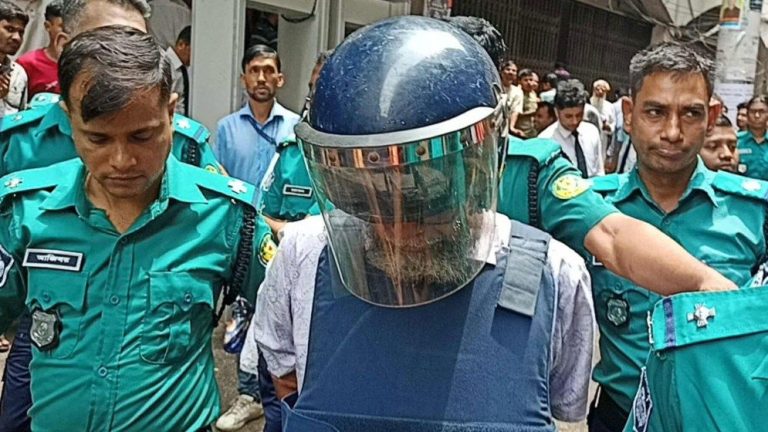 সাবেক স্বরাষ্ট্র সচিব জাহাংগীর ৮ দিনের রিমান্ডে